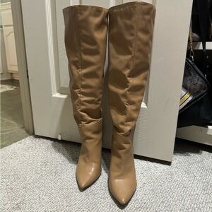 Elegant Tan Knee-High Women's Boots